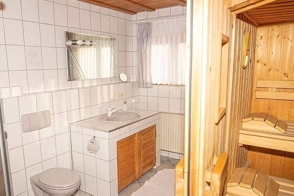 Ganze Wohnung, Appartement/Fewo 3  \"Eyberg\" - Haus Eybergblick in Bruchweiler-Bärenbach, Landkreis Südwestpfalz