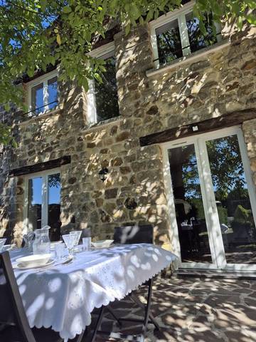 Gîte pour 8 personnes, avec piscine et jardin dans Seine-et-Marne