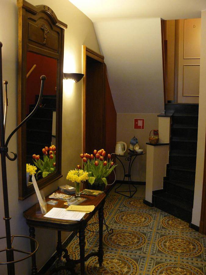 Hôtel pour 8 personnes, avec jardin et terrasse à Chimay - 4