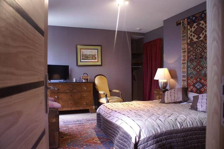 Gîte pour 8 personnes, avec jardin et piscine, animaux acceptés à Étaule - 4