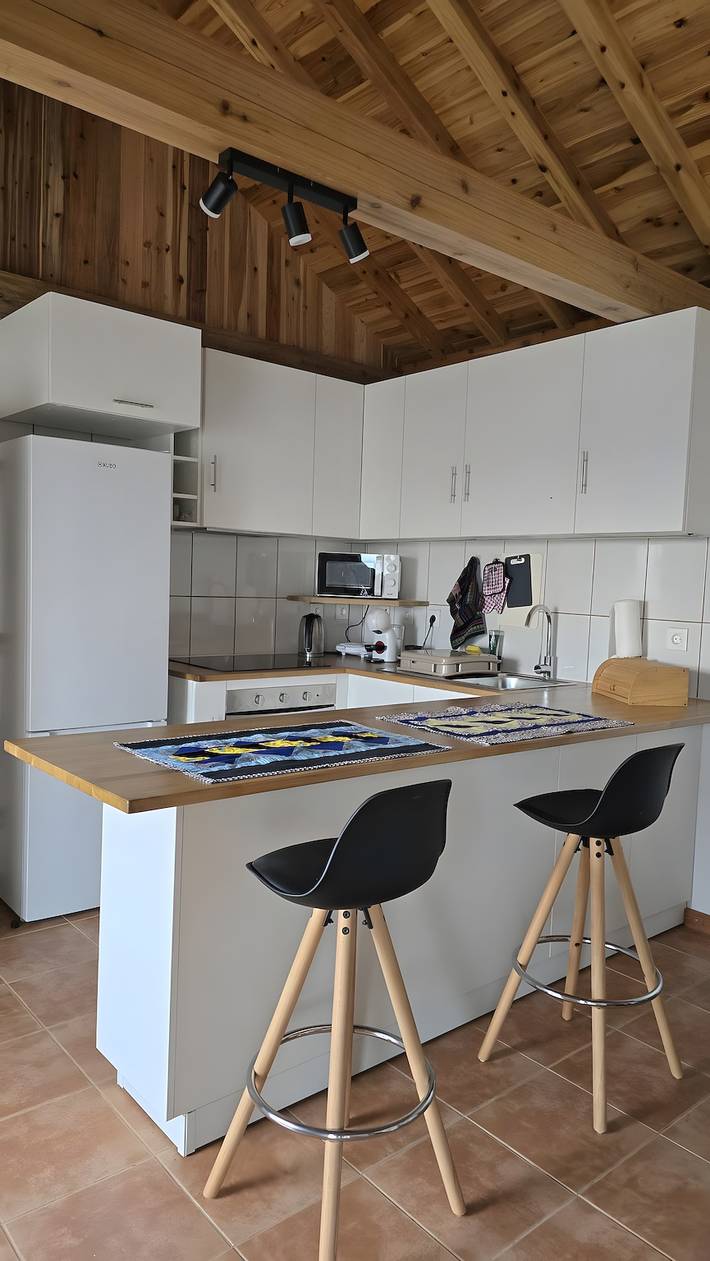 Casa Vacanze 'Baía Do Porto Das Lajes' con Vista Mare, Terrazza Privata e Wi-Fi in Lajes das Flores, Flores (Azzorre)