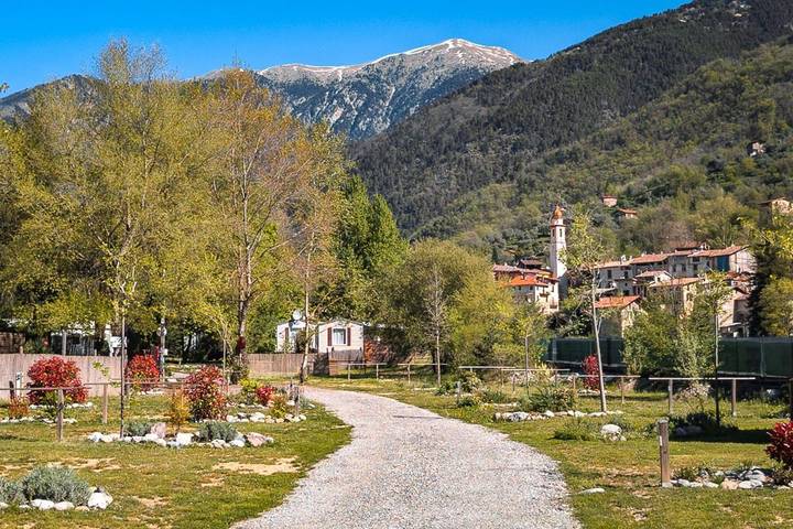 Camping pour 2 personnes, avec jardin dans le Parc national du Mercantour - 2