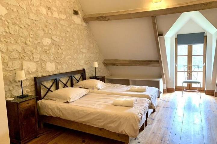 Location de vacances pour 19 personnes, avec jardin à Thésée - 4