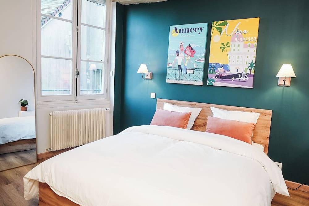 Appartement entier, Charmant refuge urbain avec vue sur la ville in Chartres, Région de Chartres