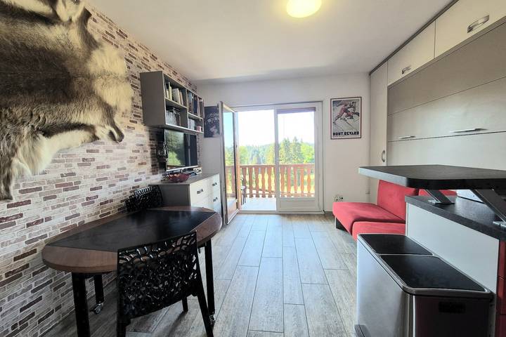 Gîte pour 4 personnes, avec terrasse, adapté aux familles dans Le Revard - 3