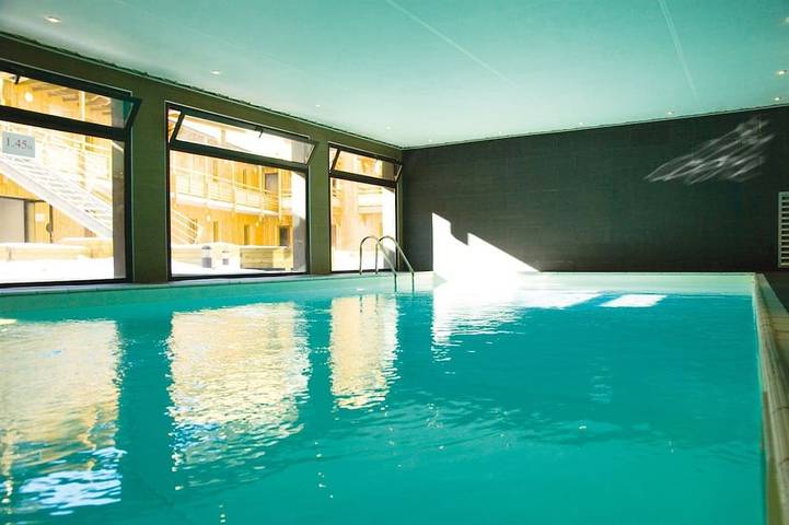 Gîte pour 2 personnes, avec piscine ainsi que balcon et sauna dans Office De Tourisme De Font Romeu