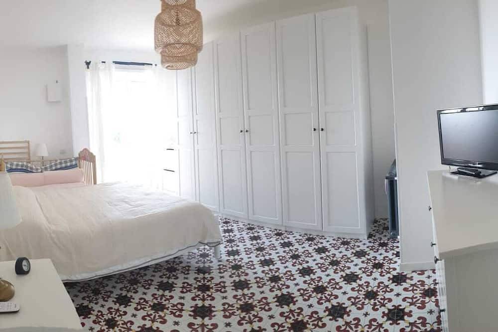 Luxury Holiday House Front Of Sea Formia Vindicio in Formia, Latina Province