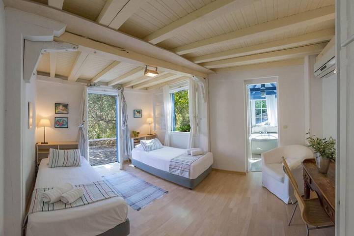 Villa für 5 Personen, mit Balkon und Whirlpool sowie Garten auf Lefkada - 3