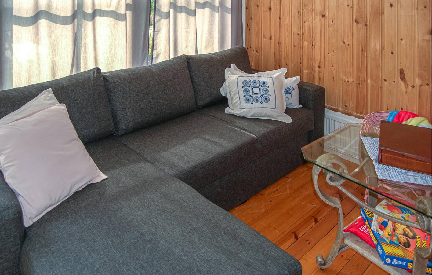 Vakantiehuis voor 4 personen met tuin in Sala, Västmanland