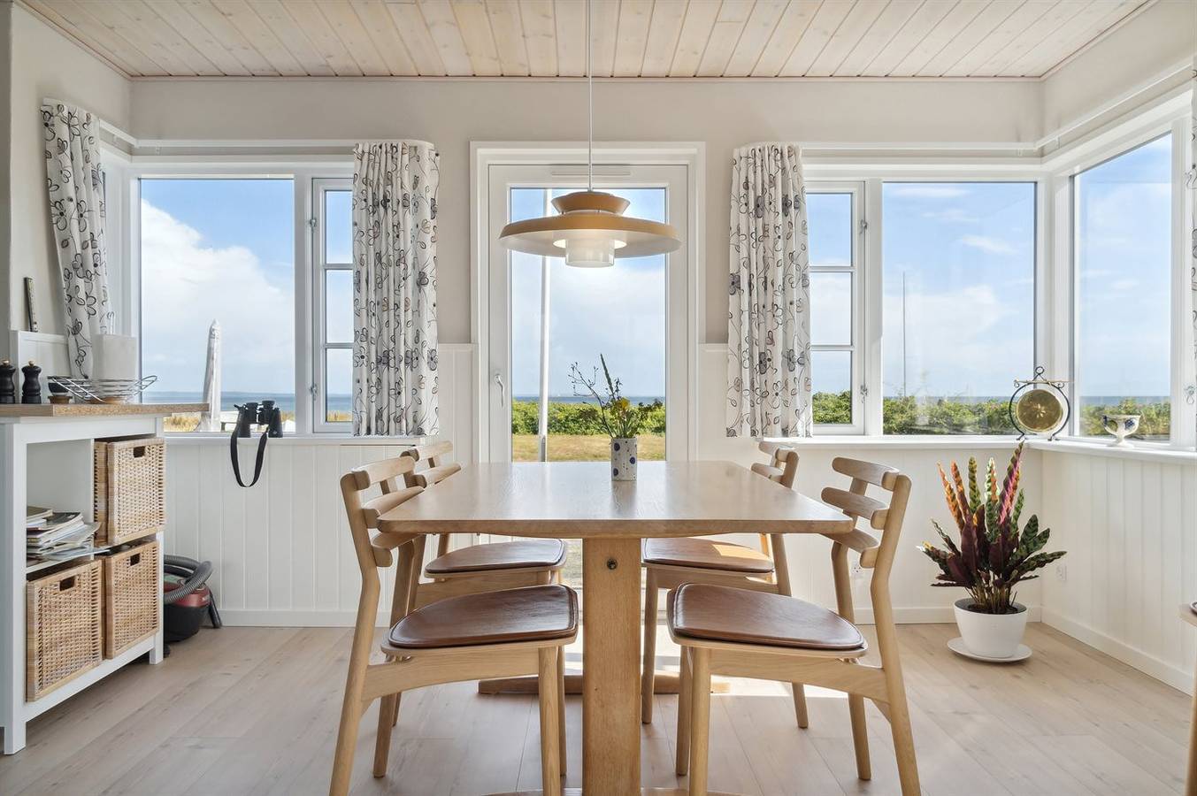 Pet friendly home in Asperup with house sea view in Kleiner Belt