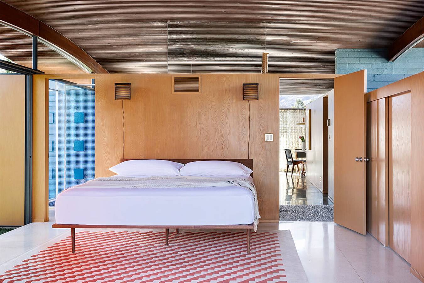 The Desert Wave Midcentury Design in Palm Desert in Palm Desert, Coachella Valley