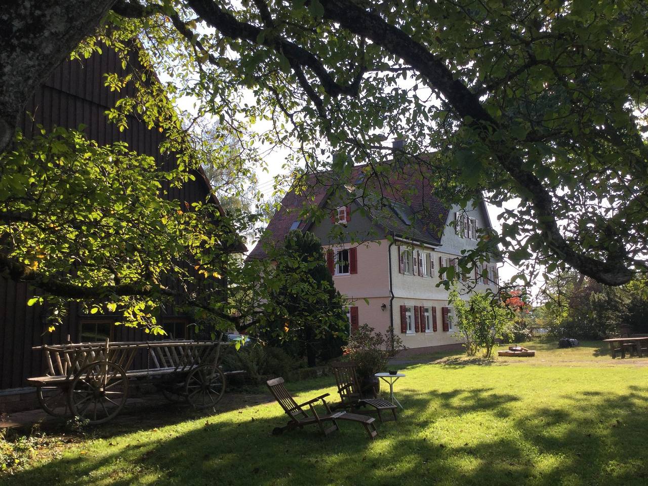 Ferienhaus im Schwarzwald: Ferienhaus 265qm, 1-5 Schlafzimmer, 2-14 Personen, Garten in Neuweiler, Nordschwarzwald
