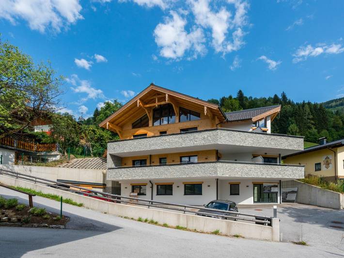 Ferienhaus für 8 Personen, mit Balkon und Terrasse sowie Sauna in Sankt Johann im Pongau