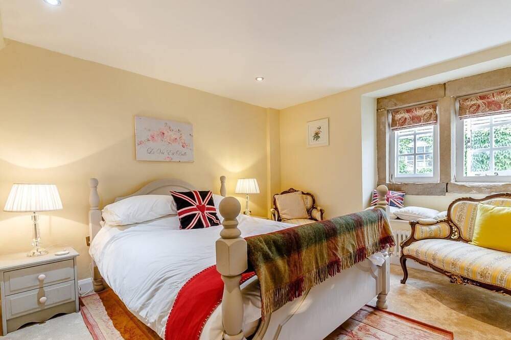2 Bed in Bakewell in Ashford in the Water, Derbyshire