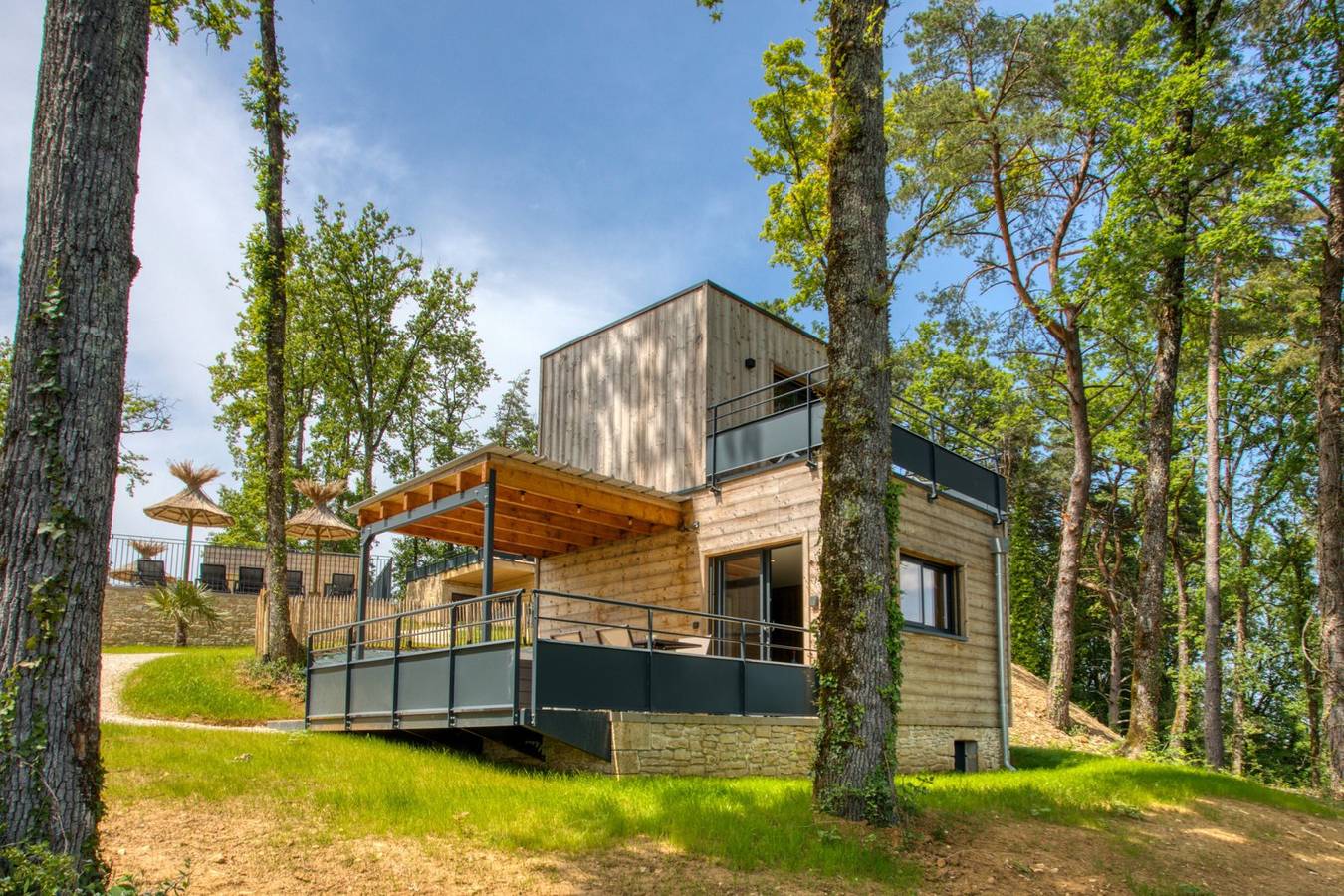 Cabane Spa des Charmes - le Domaine du Pech Eternel in Sarlat-la-Canéda, Périgord Noir