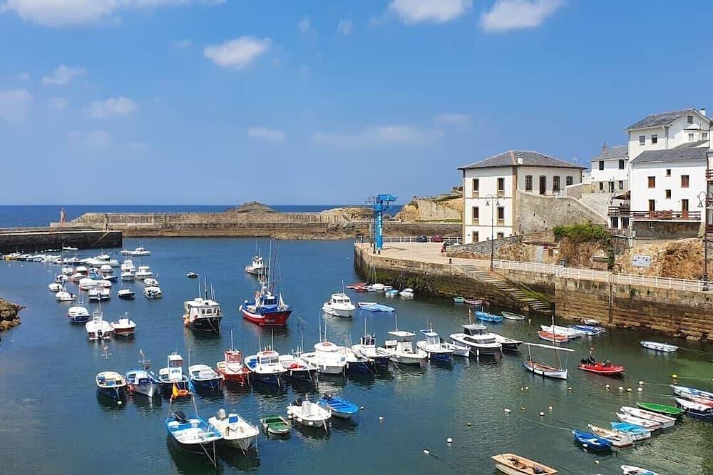 Casa/loft en puerto de tapia de casariego para 4 huéspedes in Tapia de Casariego, Costa Verde