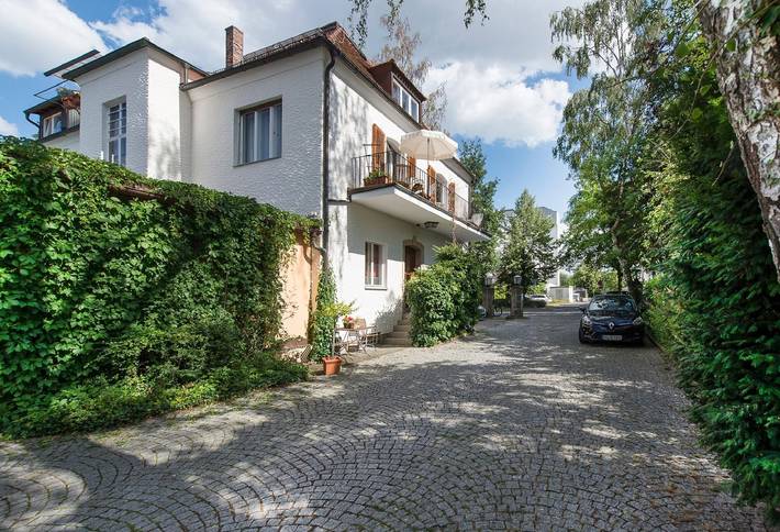 Ganze Ferienwohnung, Ferienwohnung Wilhelmine - 4-Zimmer Ferienwohnung mit separatem Bad und separater Küche in Frankenalb