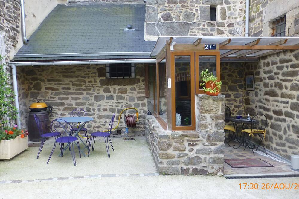 Apartamento entero, Ubicado en el puerto de Dinan: encantador apartamento dúplex con carácter y calidez. in Lanvallay, Región de Dinan