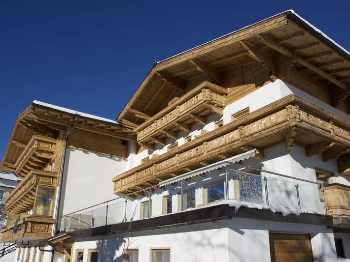 Ferienhaus für 50 Personen, mit Balkon und Terrasse sowie Garten und Sauna in Wald im Pinzgau - 3