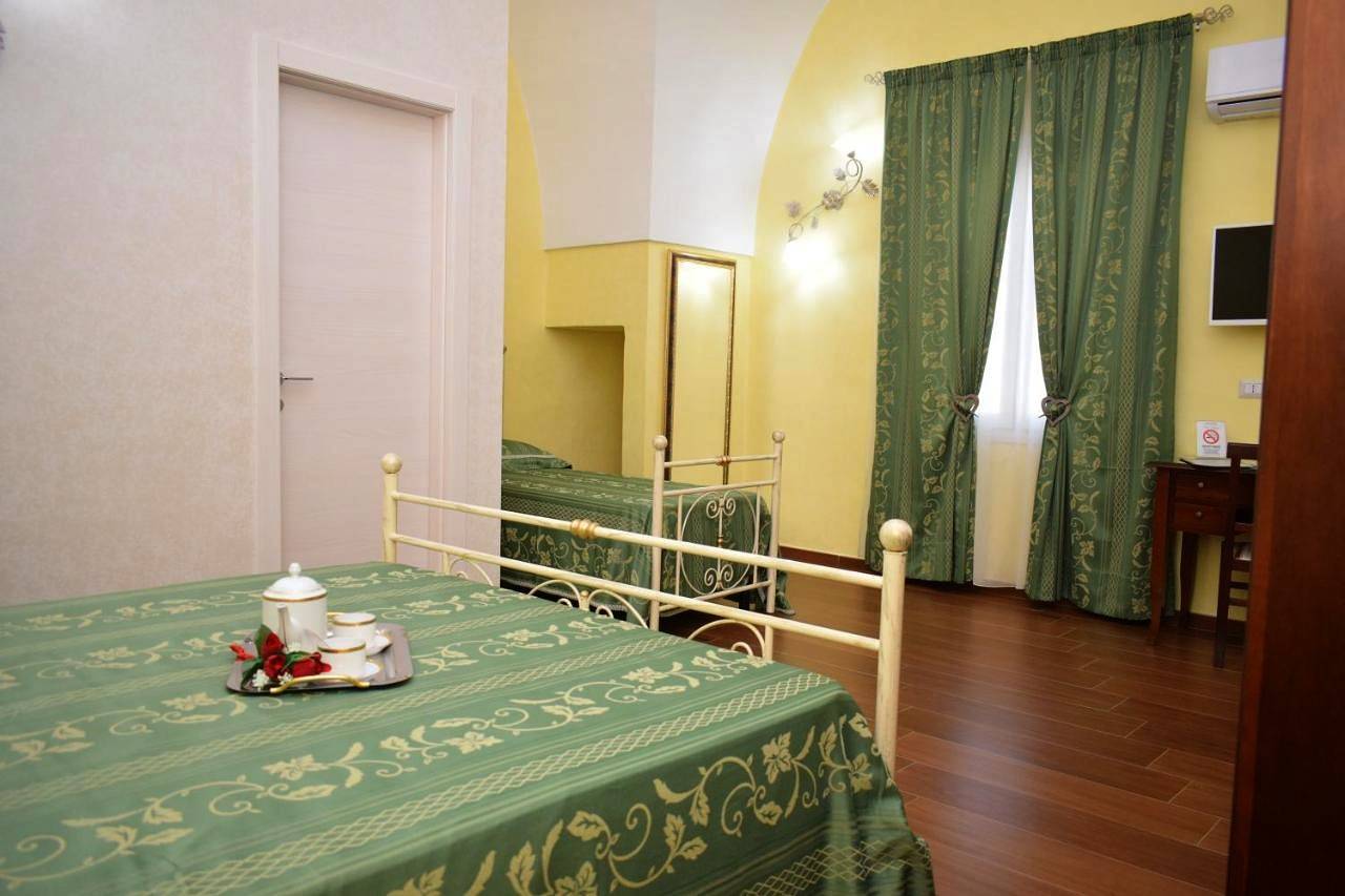 Superior Triple Room in Sannicola, Golfo di Taranto