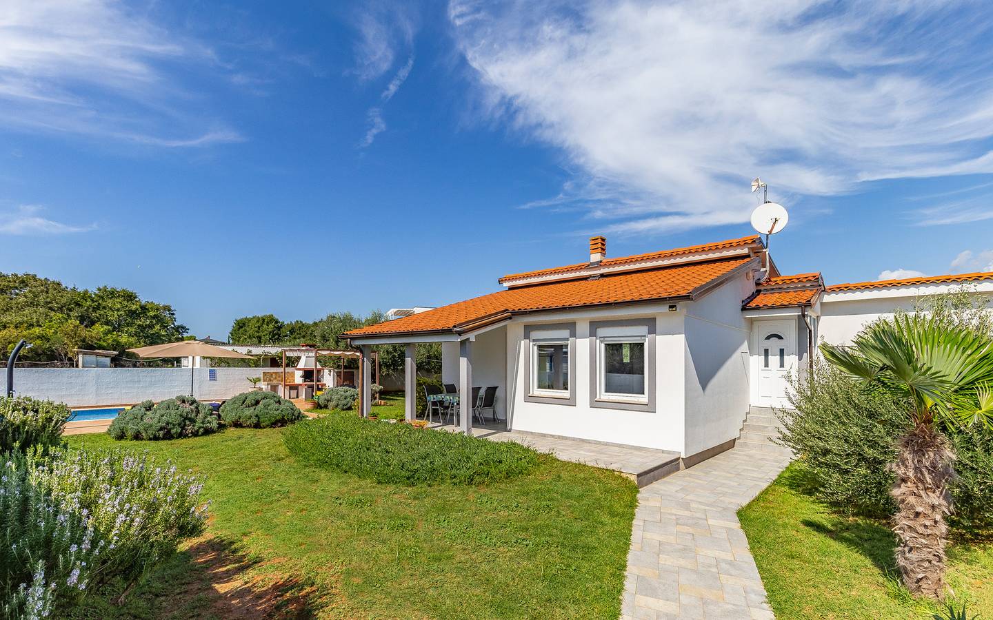 Villa per 4 persone con piscina in Pula-Medulin, Pomer