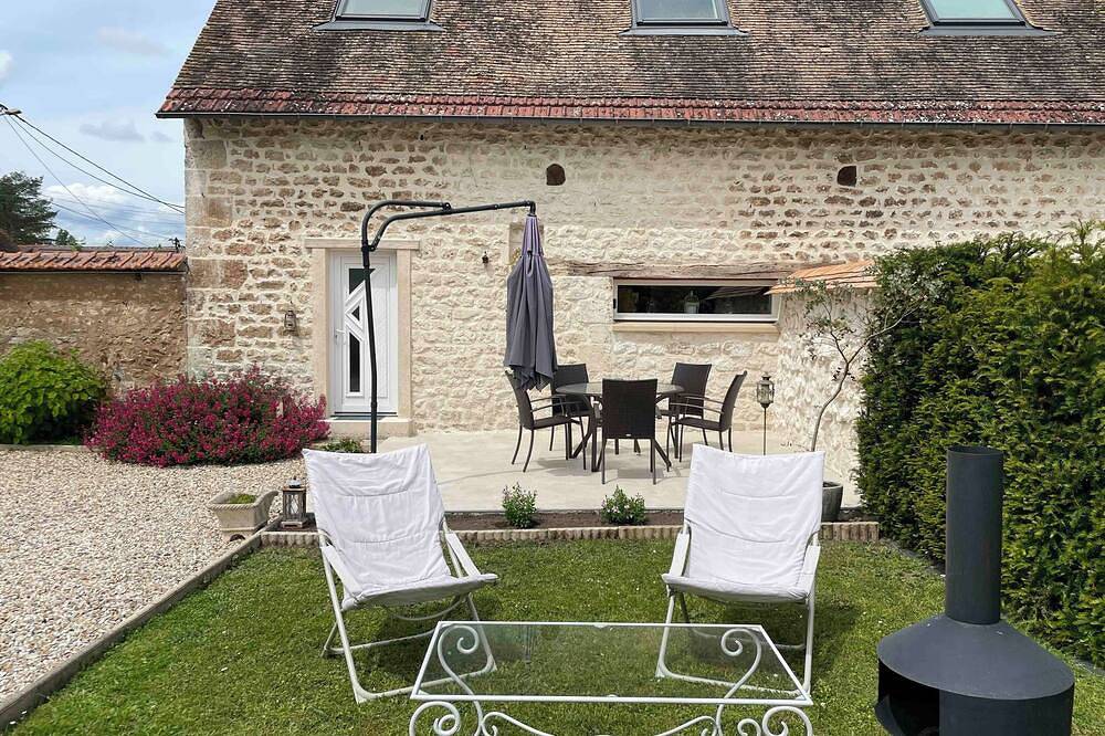 Moderne, Confortable, Décoré Avec Soin, Gîte à Bouafles, en Haute-normandie in Bouafles, Les Andelys region