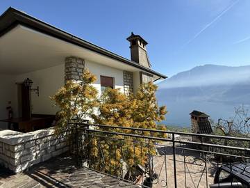 Villa for 5 Guests in Tremosine, Northern Lake Regions, Picture 2