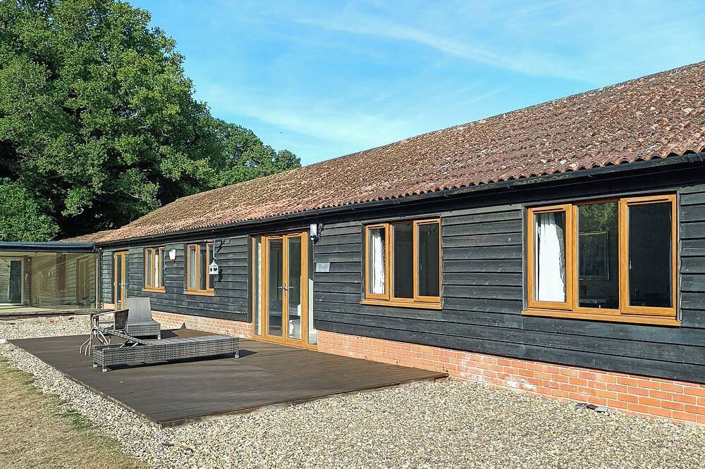 Spring Vale Bungalow in Ardleigh, Essex