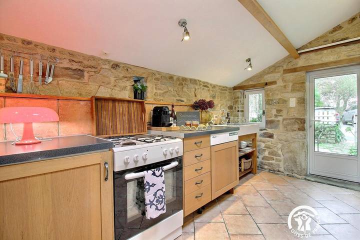 Gîte pour 2 personnes, avec piscine et jardin à Pluherlin - 2