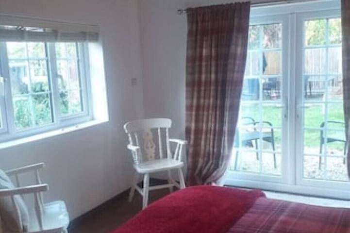 The Little House in Hull Pet Friendly  Sanctuary in the City in Kingston-upon-Hull, Yorkshire and the Humber
