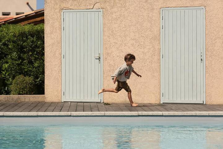 Location de vacances pour 7 personnes, avec vue ainsi que jardin et piscine, animaux acceptés à Lecci - 3