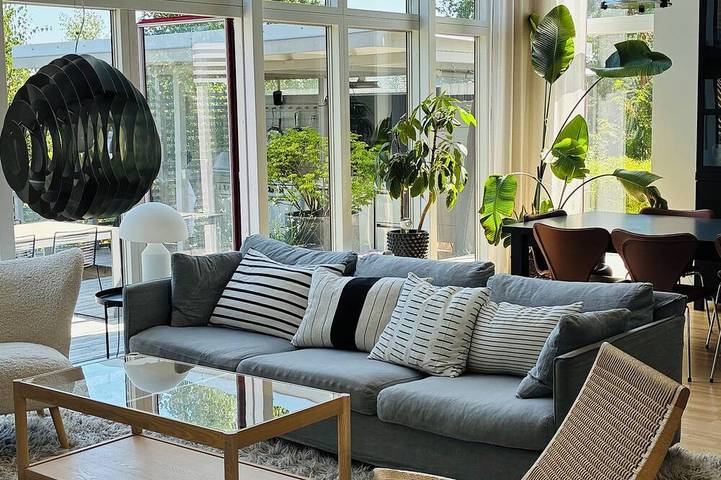 Ferienhaus für 8 Personen, mit Whirlpool und Terrasse sowie Garten und Sauna
