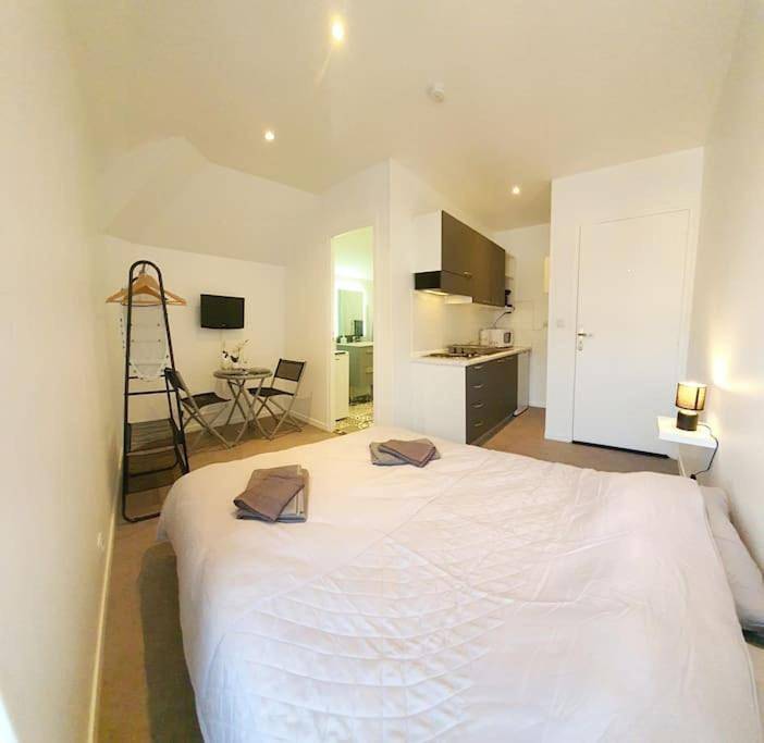 Appartement entier, Chic & Contemporain in Vierzon, Région de Vierzon