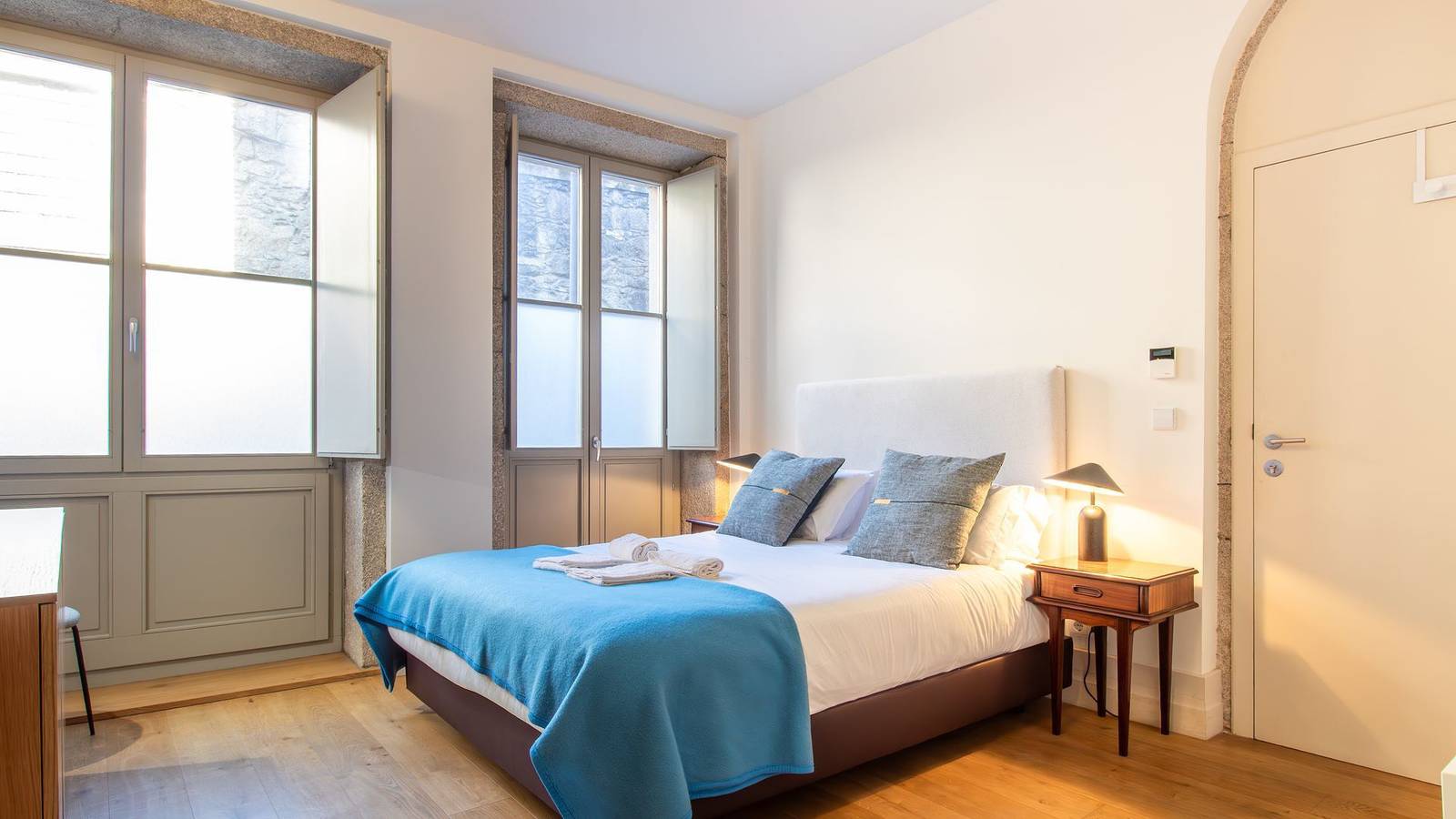 Apartamento inteiro, Wine Cellars Studio by Lovelystay in Santa Marinha e São Pedro da Afurada, Distrito do Porto