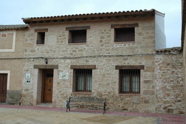 Casa rural para 3 personas, con Terraza en Valdeverdeja