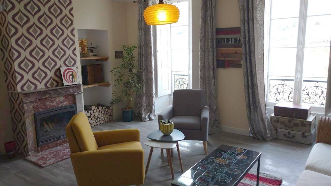 Appartement entier, Apartment - Ground Floor in Ria-Sirach, Parc naturel régional des Pyrénées catalanes