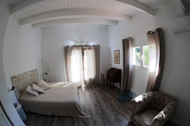 Location de vacances pour 6 personnes, avec jardin ainsi que terrasse et jacuzzi à Montegrosso - 2