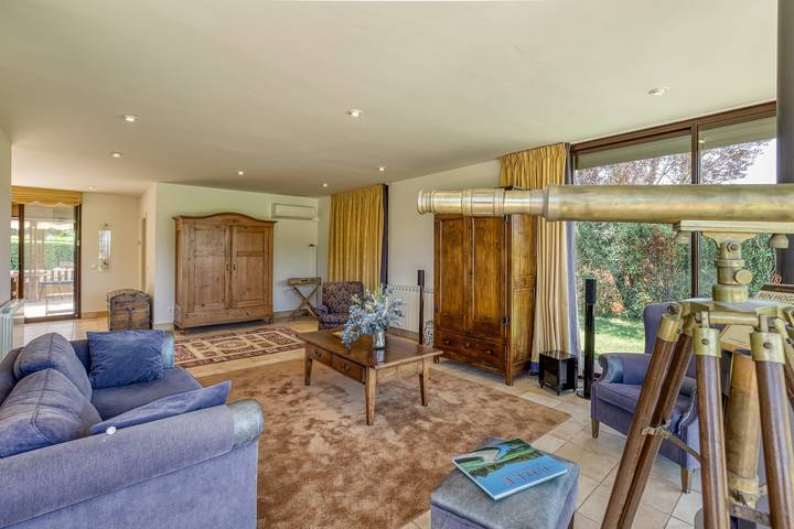 Villa Greta with Mountain Views, Private Pool, and Wi-Fi in Vilanant, Upper Empordà