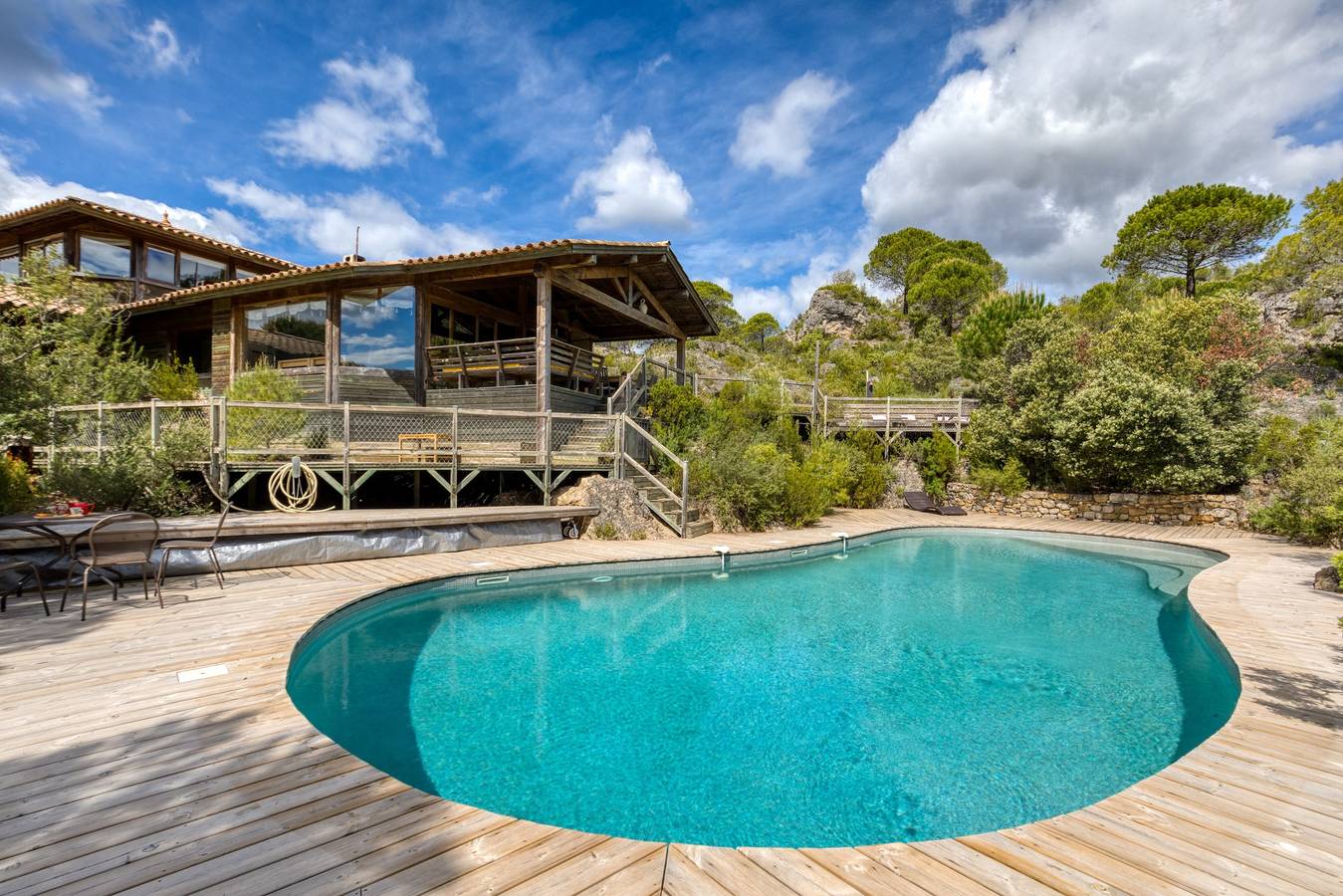 Familienvilla in außergewöhnlicher Lage mit Bergblick, Wlan und Klimaanlage in Mourèze, Lodève und Umgebung