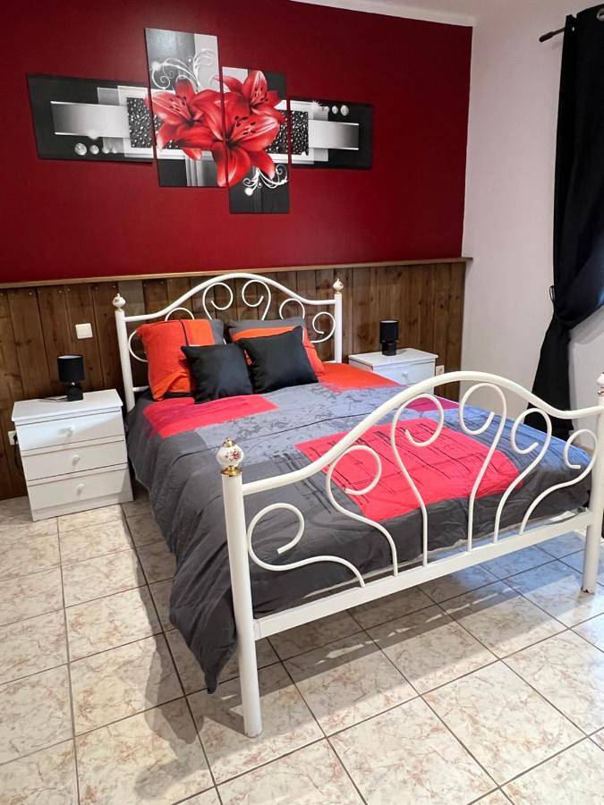 Location de vacances pour 10 personnes, avec piscine et jardin, animaux acceptés à Crayssac - 4