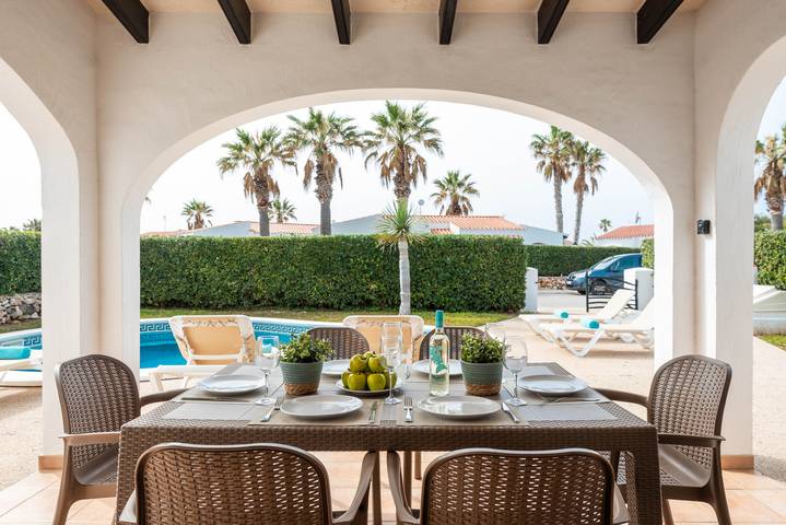 Chalet para 5 personas, con terraza y jardín en Cap d'Artrutx