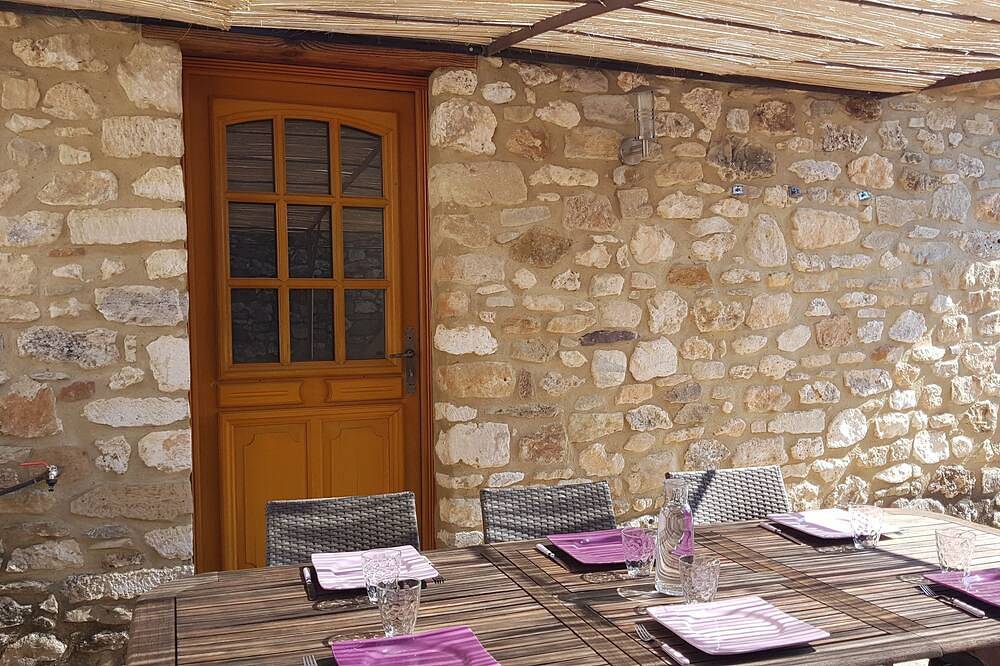Bienvenido \"Chez Romane\" Aiguèze in Aiguèze, Gorges de l’Ardèche