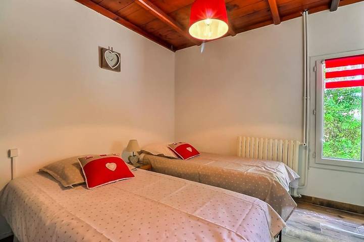 Location de vacances pour 6 personnes, avec jardin à Comps - 3