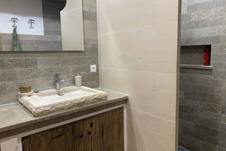 Location de vacances pour 4 personnes, avec terrasse à Aureille - 4