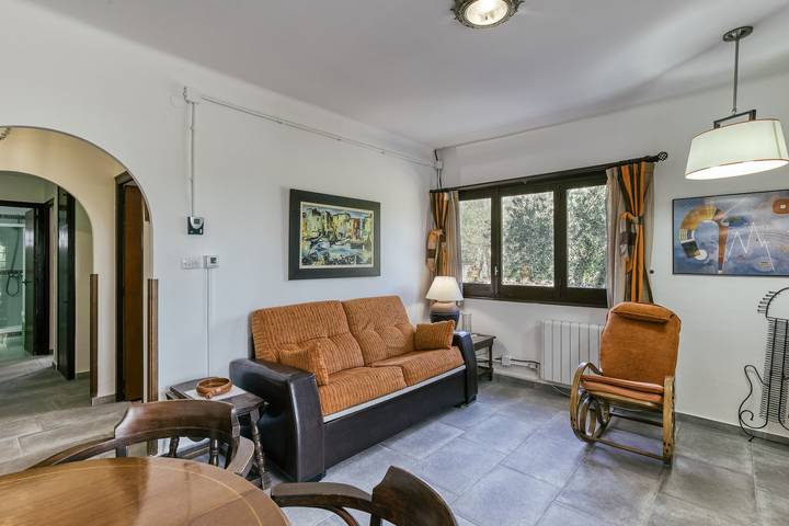 Apartamento entero, "Apartamento pie de jardín en Roses" con terraza y Wi-Fi in El Mas Boscá, Roses