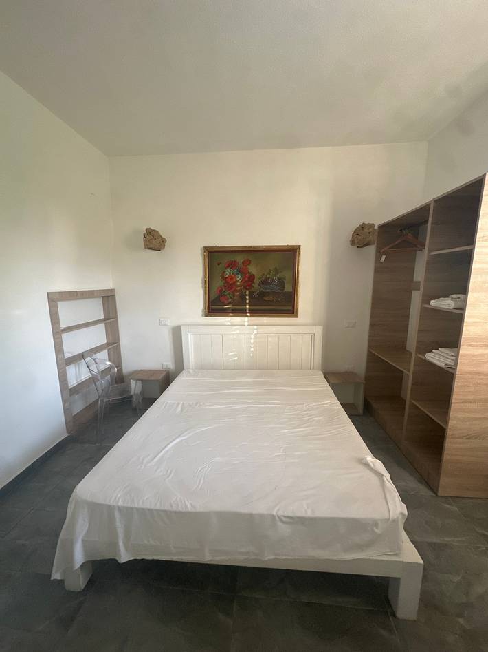 Gîte pour 4 personnes, avec jardin à Baia Verde - 3