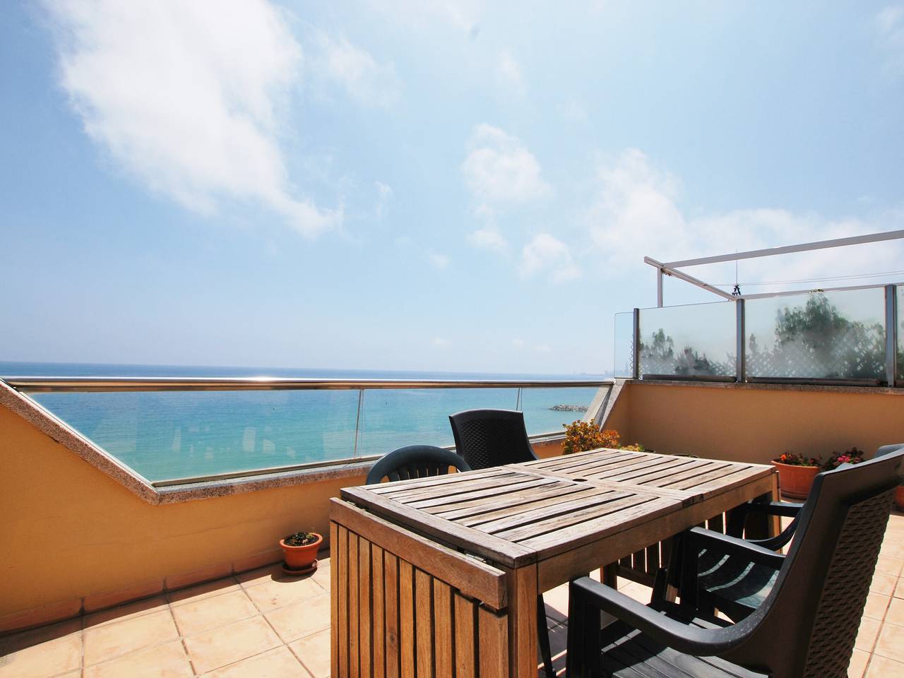 Apartamento entero, Apartamento Frente al Mar - Encanto y Tranquilidad en Montgat in Montgat, Costa del Maresme