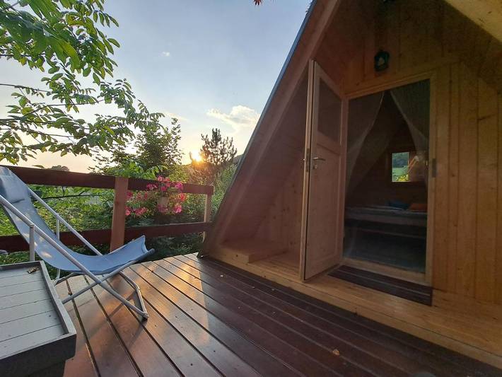Tente pour 2 personnes, avec balcon et vue en Slovénie