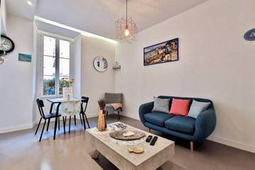 Gîte pour 2 personnes, avec balcon/terrasse dans Place Massena