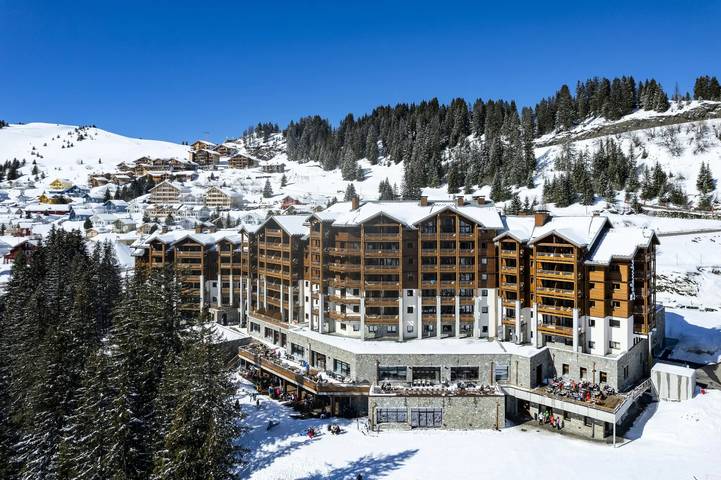 Hôtel pour 4 personnes, avec balcon et vue en Haute-Savoie